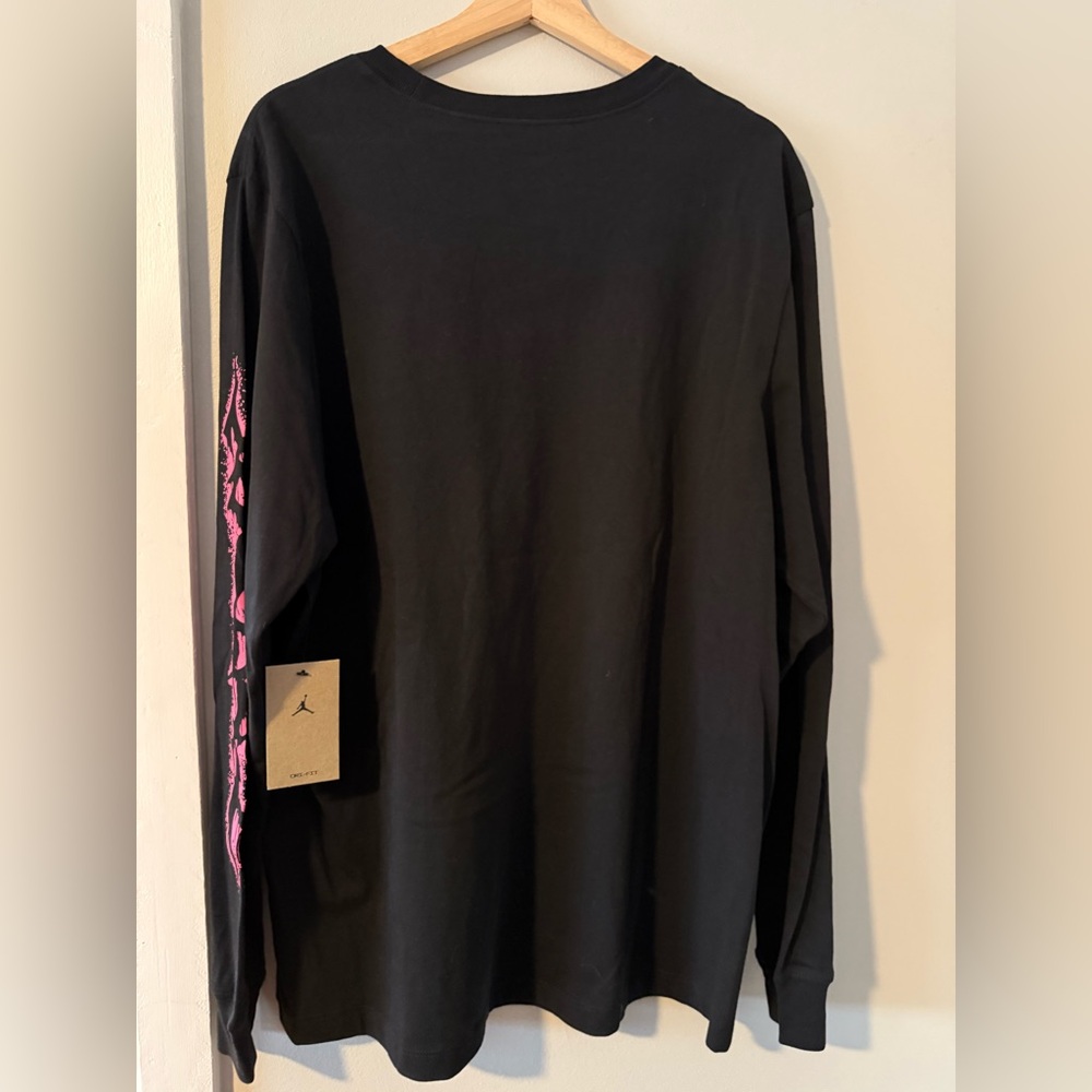 Jordan Men’s Long Sleeve Tee, Black, XL - Picture 2 of 2